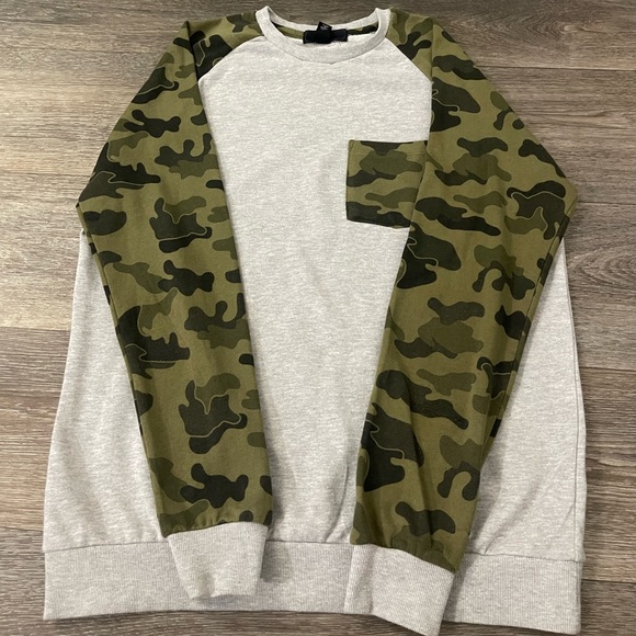 Forever 21 Other - F21 sweater